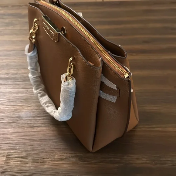 Michael Kors Rochelle Cognac Brown Large Saffiano Leather Bag NWT - Picture 11 of 16